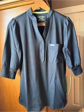 Landau Women’s Black Scrub 3/4 Sleeve Shirt